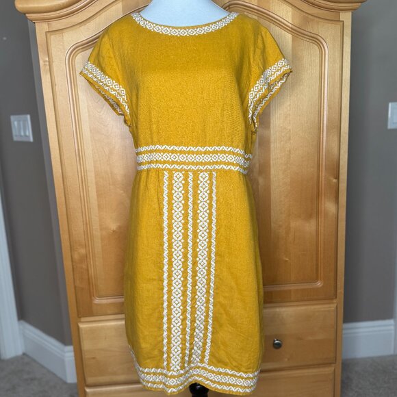 Boden Dresses & Skirts - Boden Embroidered Mustard Color Linen Shift Dress, Size 14